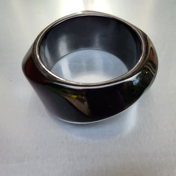 Vintage Chunky Black Lucite Bangle Bracelet Geometric Dome Modernist - Picture 13 of 13